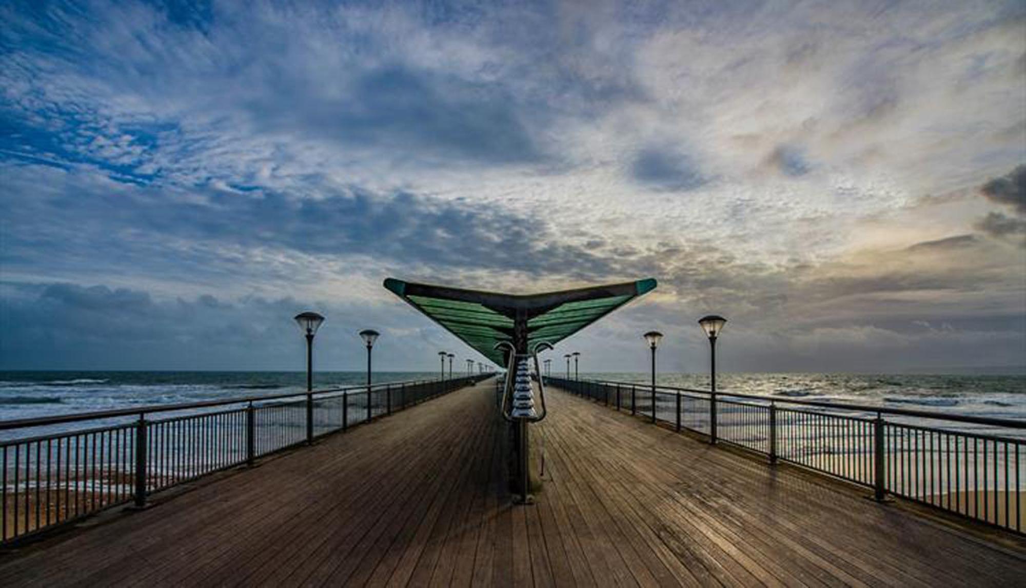 A Beautiful Apartment With Stunning Sea Views & Private Balcony Bournemouth Exterior photo